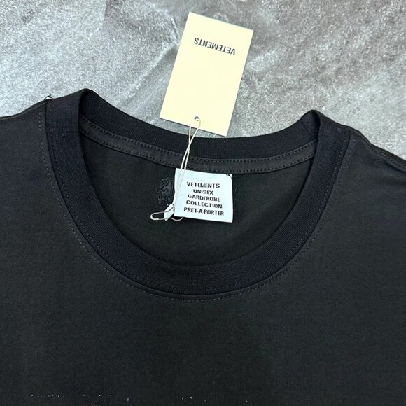 Black Short-Sleeve T-Shirt By Vetements - Picture 9 of 9